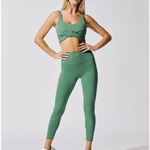 Green Carbon38 leggings